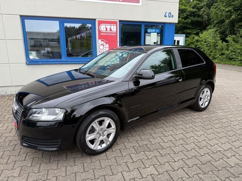 Schwarz Gebraucht 2010 Audi A3 Attraction Coupé | 4.999 € (Fairer Preis) - Bild 1/4