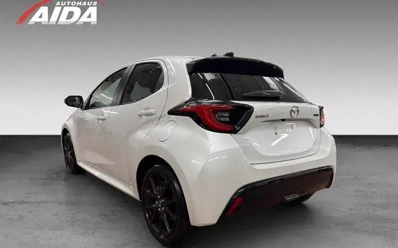 Neu Mazda 2 Homura-Line 116 PS (85 kW) 2026 Weiß Kleinwagen
