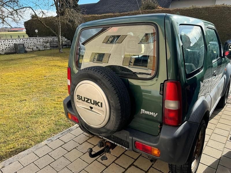 Gebraucht Suzuki Jimny 86 PS (63 kW) 2010 Grün SUV