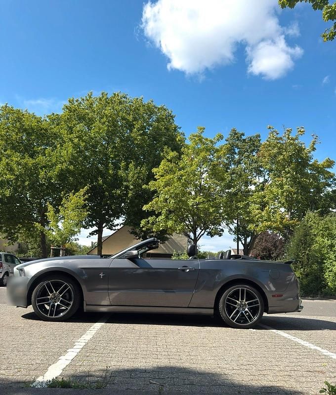 Gebraucht Ford Mustang 310 PS (228 kW) 2013 Grau Cabrio