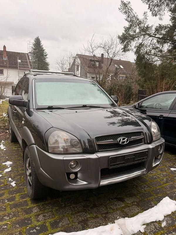 Gebraucht Hyundai Tucson 114 PS (83 kW) 2004 Grau SUV