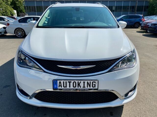 Usado Chrysler Pacifica 291 HP (214 kW) 2017 Branco SUV