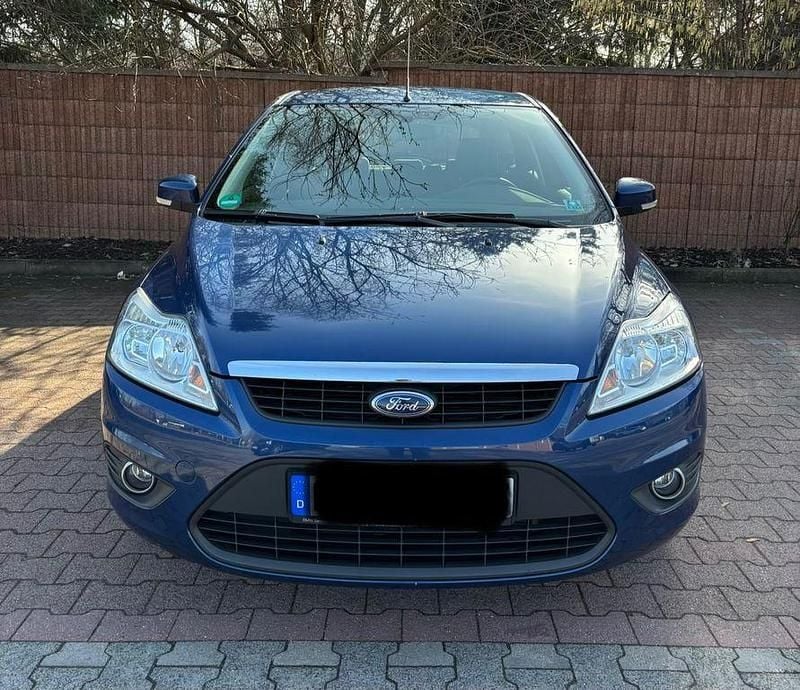 Gebraucht Ford Focus Viva 101 PS (74 kW) 2010 Blau Limousine