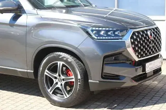 Gebraucht SsangYong Rexton Sapphire 203 PS (149 kW) 2022 Marble grey m SUV