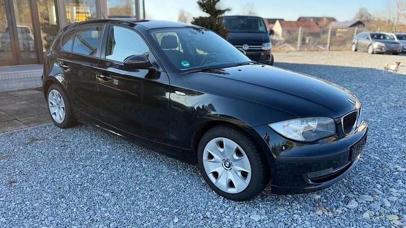 Gebraucht BMW 116 Lifestyle 122 PS (89 kW) 2009 Schwarz Kleinwagen