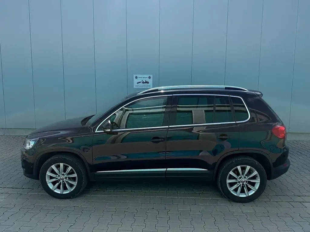 Gebraucht VW Tiguan Style 140 PS (102 kW) 2012 Schwarz SUV