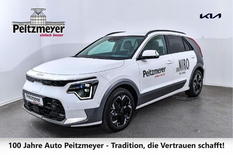 Weiß Gebraucht 2024 Kia e-Niro Inspiration SUV | 38.990 € (Teuer) - Bild 1/4