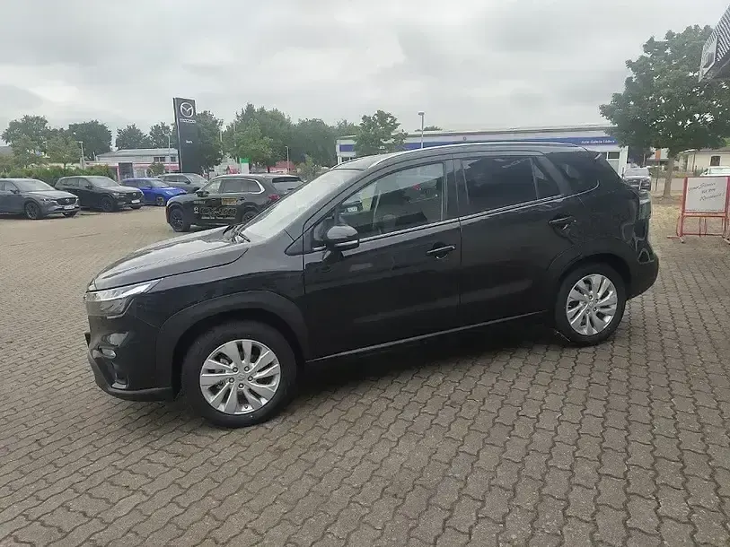Gebraucht Suzuki SX4 S-Cross Comfort 129 PS (94 kW) 2025 Schwarz SUV