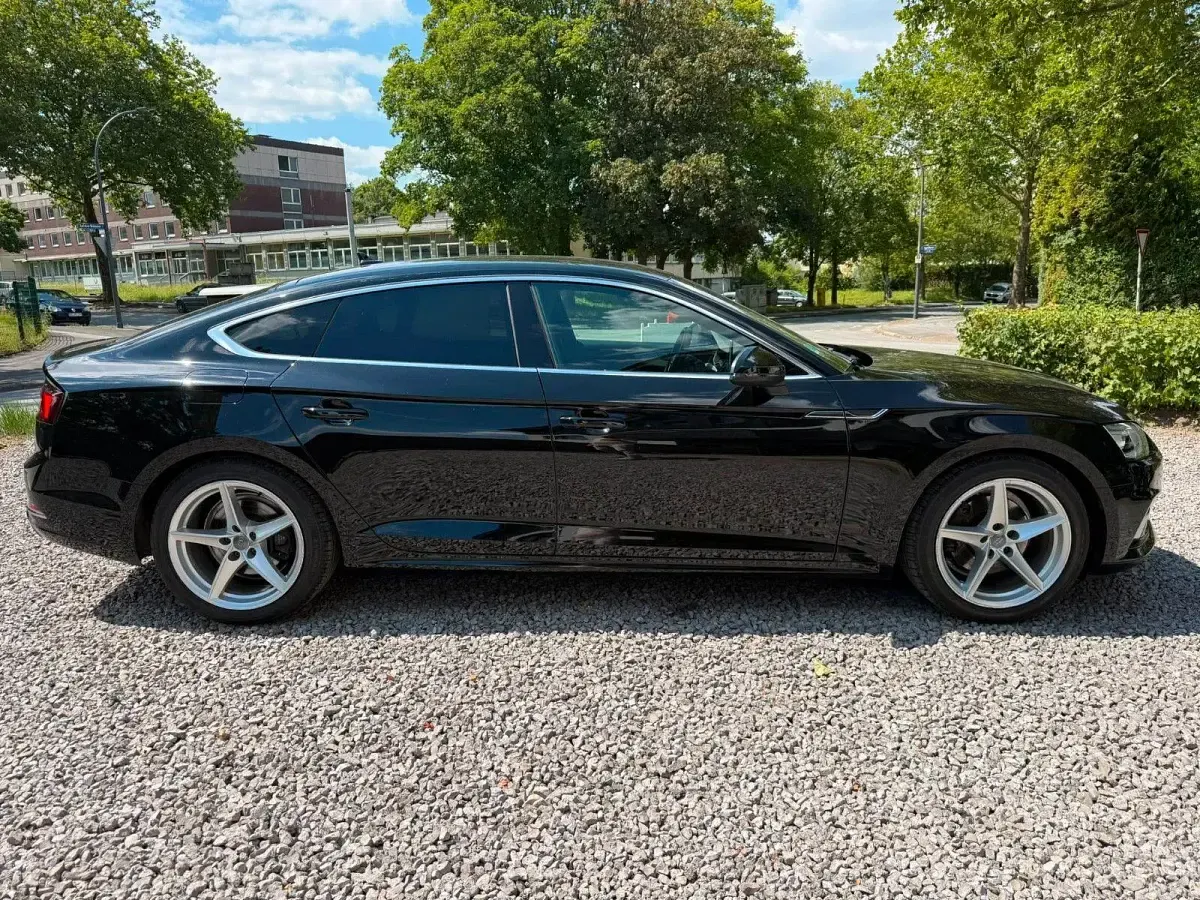 Gebraucht Audi A5 Sportback Sport 190 PS (139 kW) 2018 Schwarz Kleinwagen
