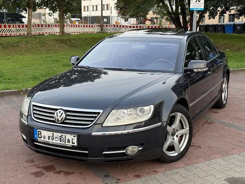 Grau Gebraucht 2008 VW Phaeton Limousine | 2.999 € - Bild 1/4