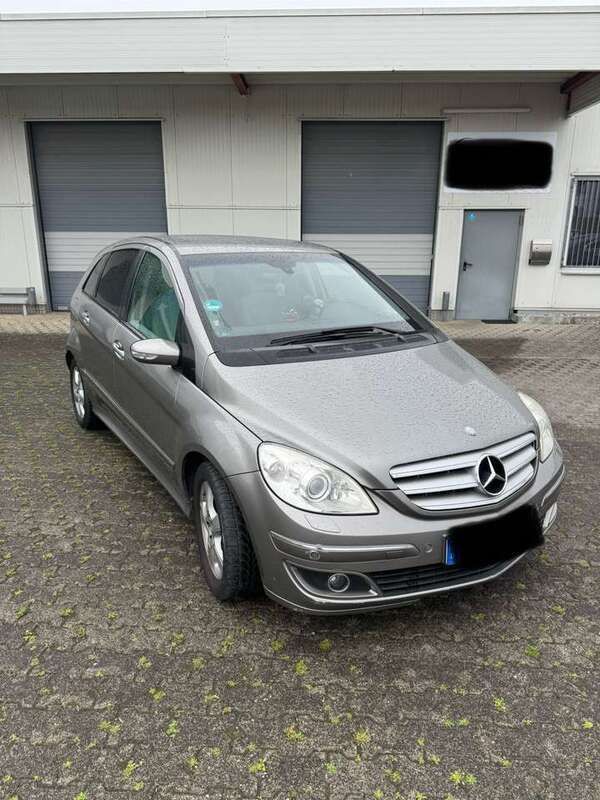 Gebraucht 2008 Mercedes B180 Van / Kleinbus | 2.000 € (Etwas zu teuer) - Bild 1/4