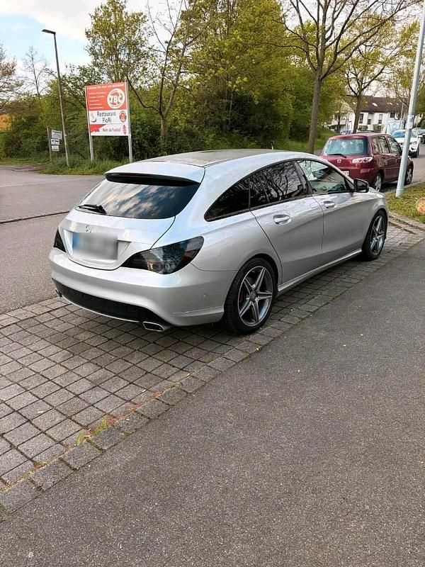 Gebraucht Mercedes CLA220 170 PS (125 kW) 2015 Silber Limousine