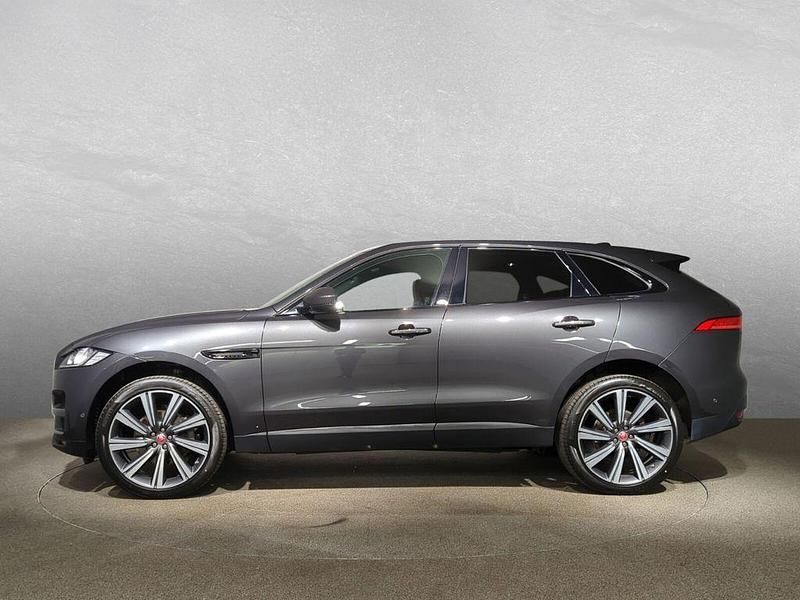 Gebraucht Jaguar F-Pace Portfolio 304 PS (223 kW) 2019 Grau SUV