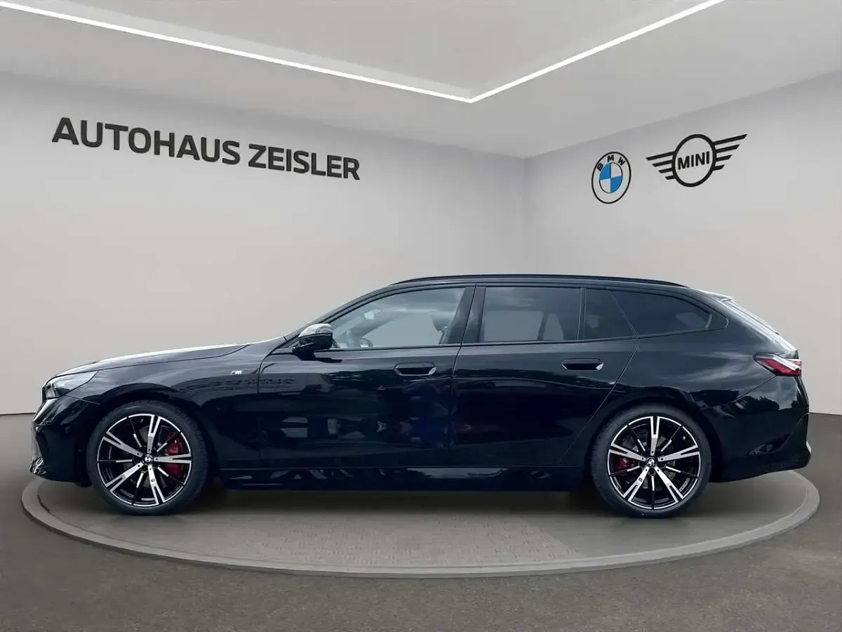 Gebraucht BMW i5 M Sport 289 kW (394 PS) 2025 Schwarz Limousine