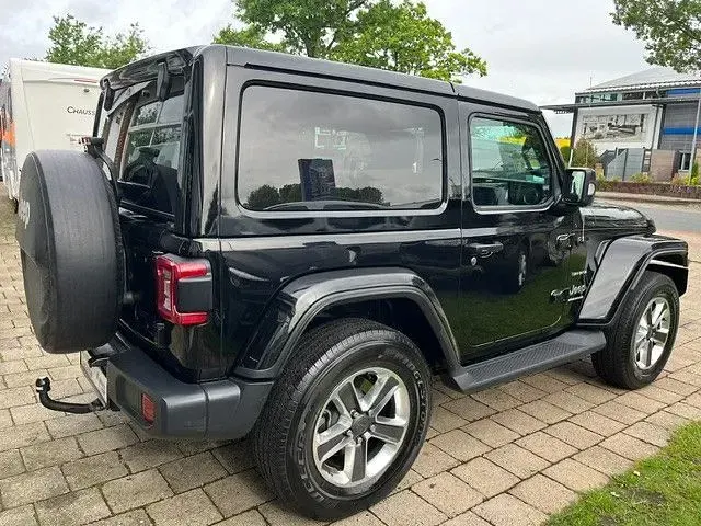 Gebraucht Jeep Wrangler Unlimited Sahara 200 PS (147 kW) 2019 Schwarz SUV