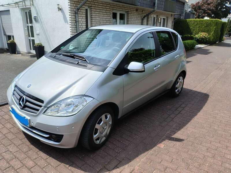 Silber Gebraucht 2008 Mercedes A170 Classic Limousine | 5.250 € (Fairer Preis) - Bild 1/4