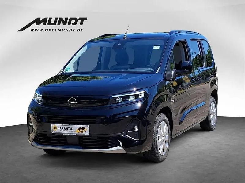 Diamantschwarz Gebraucht 2024 Opel Combo Van / Kleinbus | 29.990 € (Teuer) - Bild 1/4