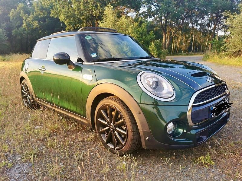 Usado Mini Cooper S 192 HP (141 kW) 2017 Verde Citadino