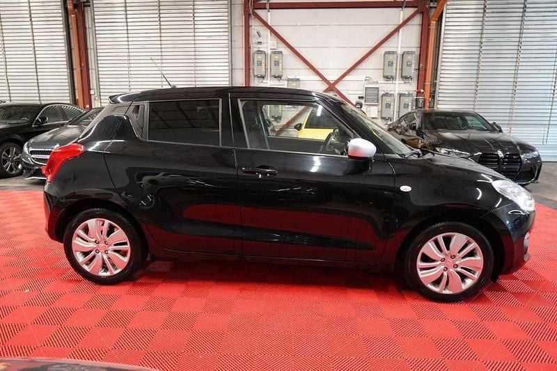 Gebraucht Suzuki Swift Basic 90 PS (66 kW) 2020 Schwarz Kleinwagen