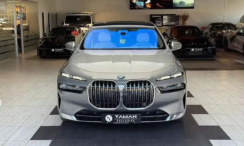 Gebraucht BMW i7 Performance 400 kW (544 PS) 2022 Grau Limousine