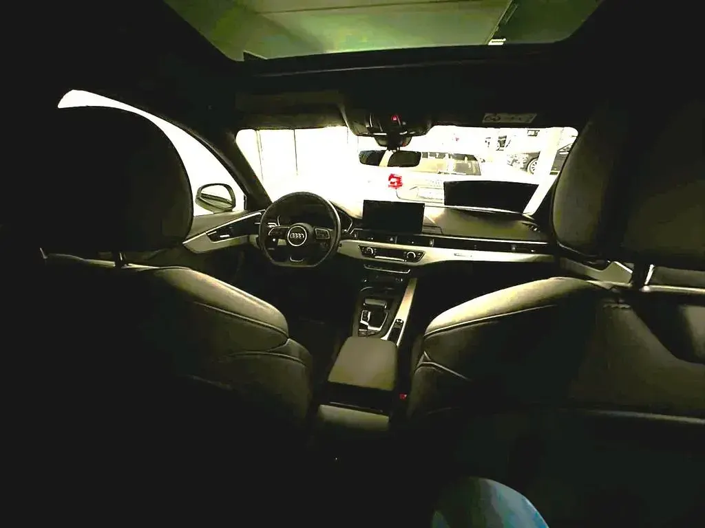Gebraucht Audi A4 Allroad Sport 204 PS (150 kW) 2021 Grau Kombi