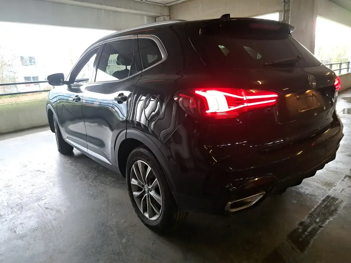 Gebraucht MG HS Comfort 162 PS (119 kW) 2024 Schwarz (pebble black) SUV