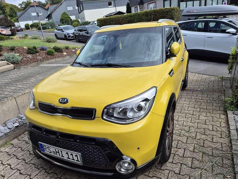 Gelb Gebraucht 2015 Kia Soul Spirit SUV | 9.900 € (Guter Preis) - Bild 1/4