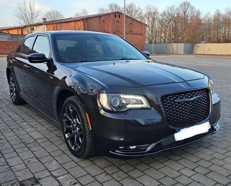 Gebraucht Chrysler 300C 296 PS (217 kW) 2017 Grau Limousine