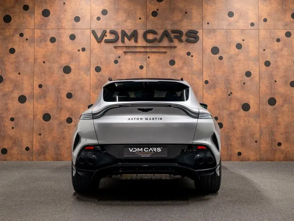 Gebraucht Aston Martin DBX 707 PS (519 kW) 2025 Silber SUV