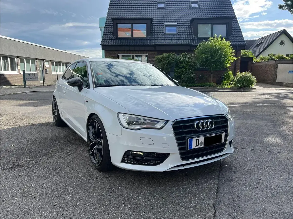 Gebraucht Audi A3 S-Line 140 PS (102 kW) 2013 Weiß Limousine