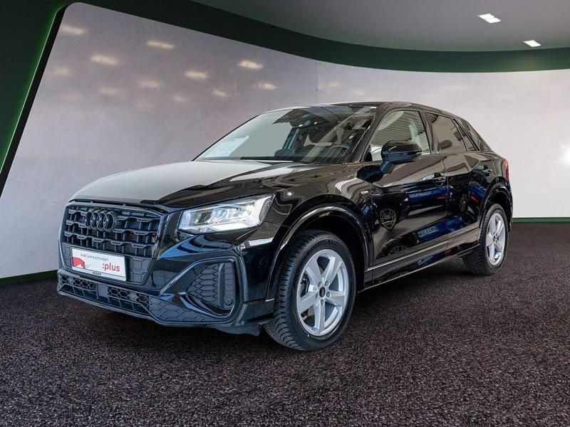 Gebraucht Audi Q2 S-Line 150 PS (110 kW) 2024 Mythosschwarz metallic SUV