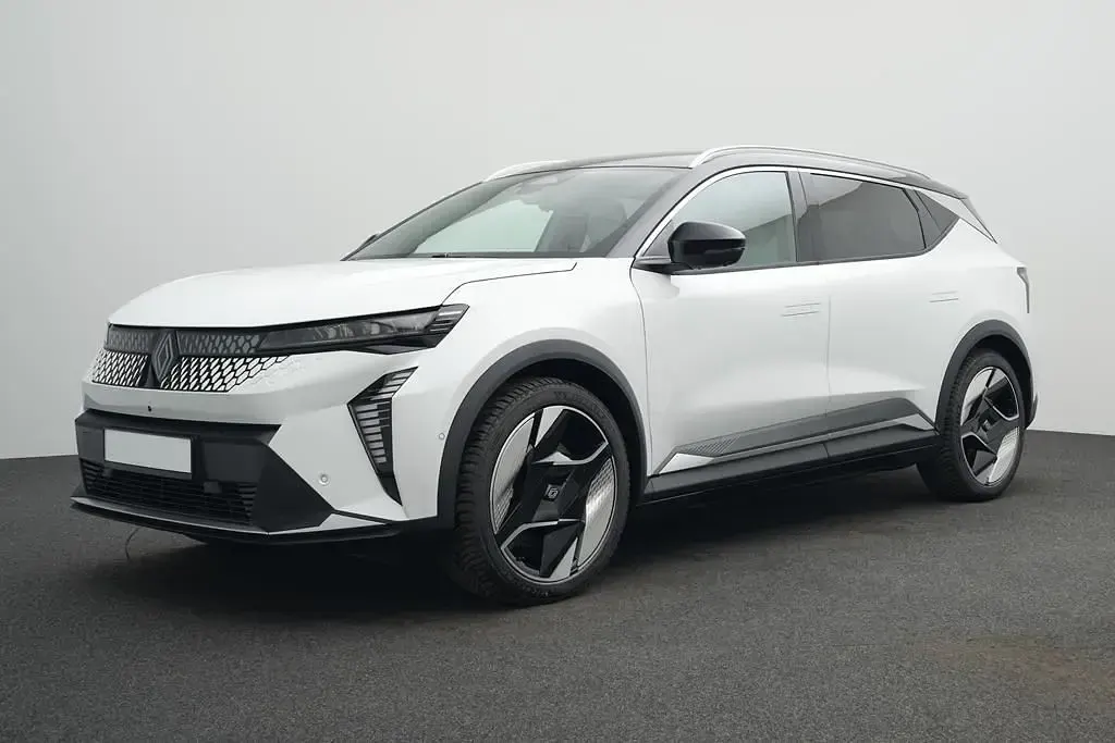 Używany Renault Scenic E-Tech Iconic 160 kW (218 KM) 2025 Czarny SUV
