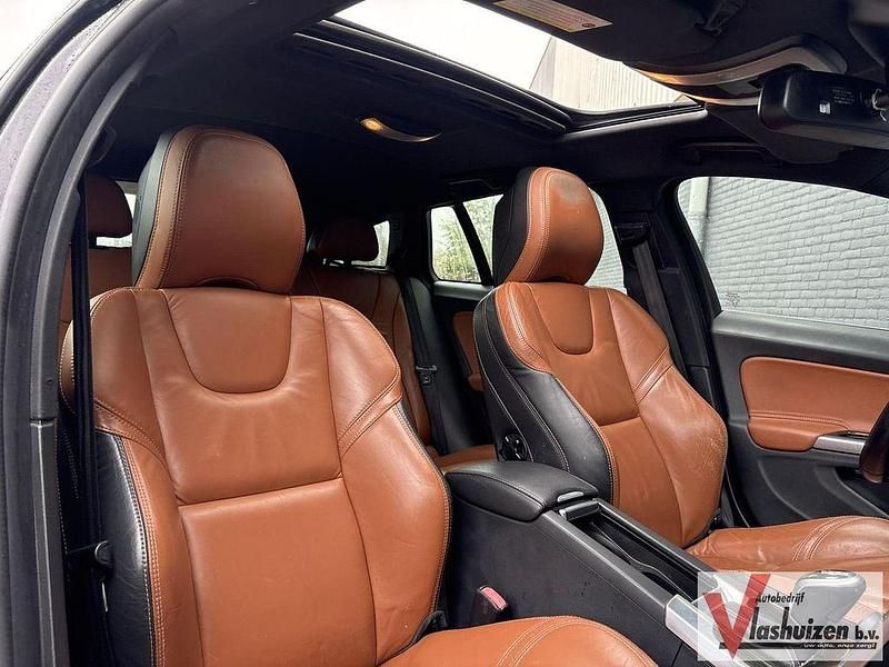 Gebraucht Volvo V60 Summum 286 PS (210 kW) 2013 Schwarz Kombi