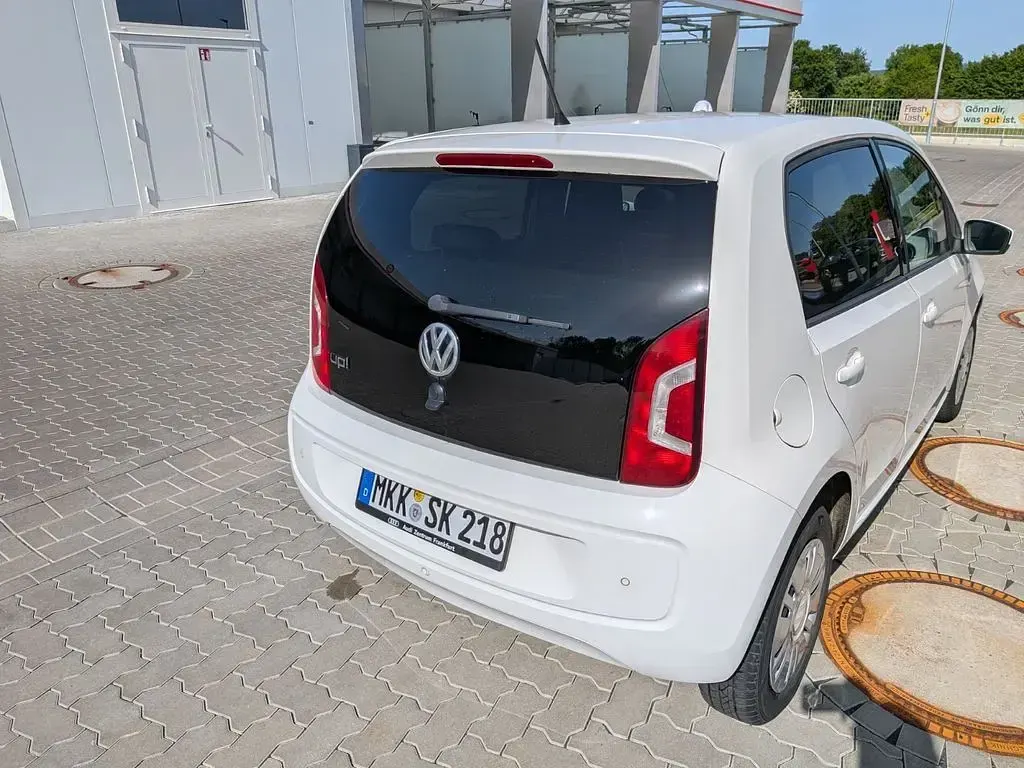 Gebraucht VW up! high up! 60 PS (44 kW) 2014 Weiß Kleinwagen