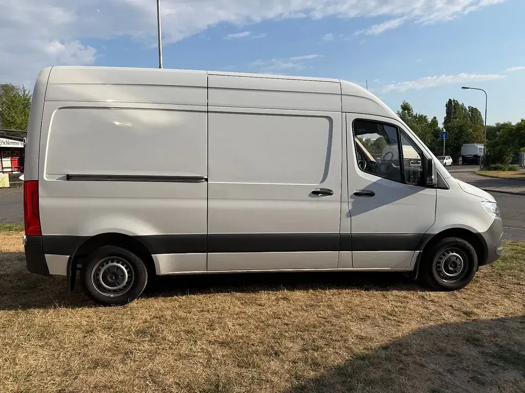 Gebraucht Mercedes Sprinter 150 PS (110 kW) 2023 Weiß Van