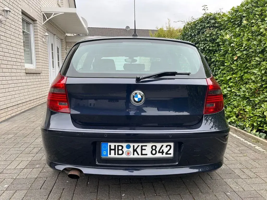 Gebraucht BMW 116 122 PS (89 kW) 2008 Blau Kleinwagen