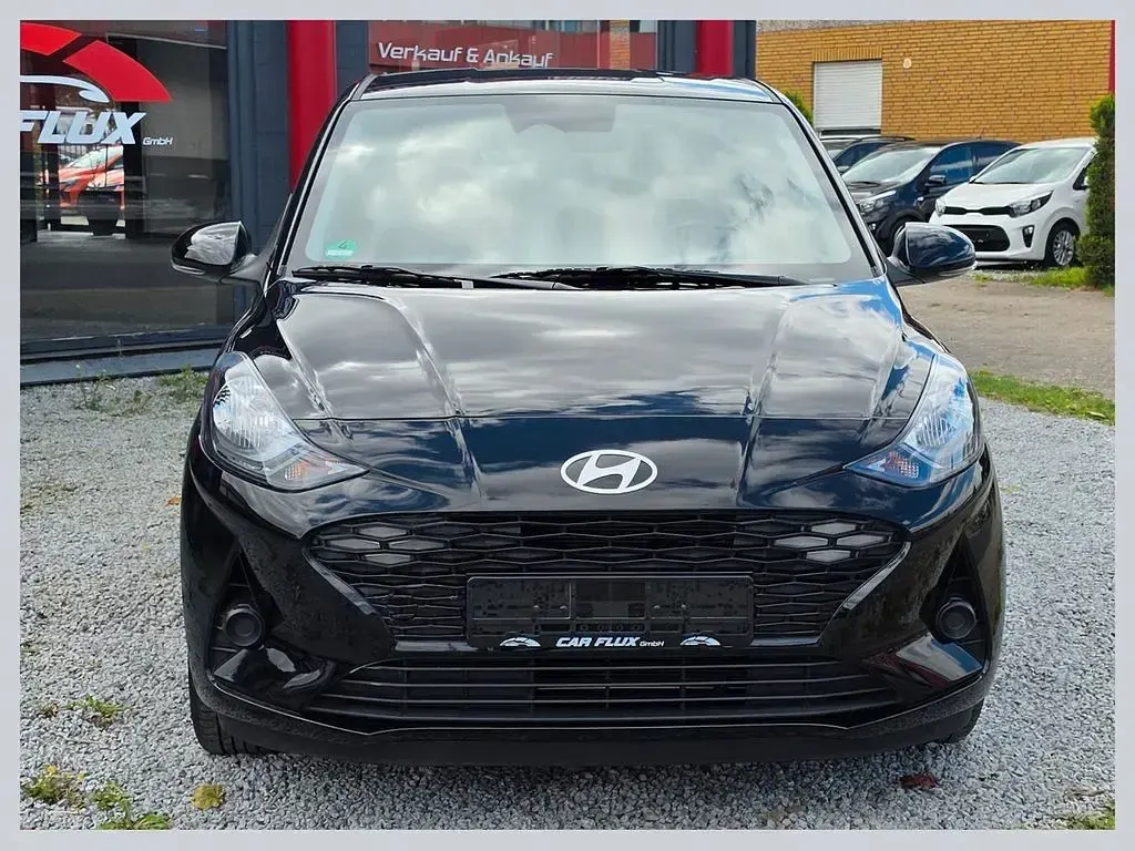 Gebraucht Hyundai i10 Trend 79 PS (58 kW) 2025 Schwarz Kleinwagen