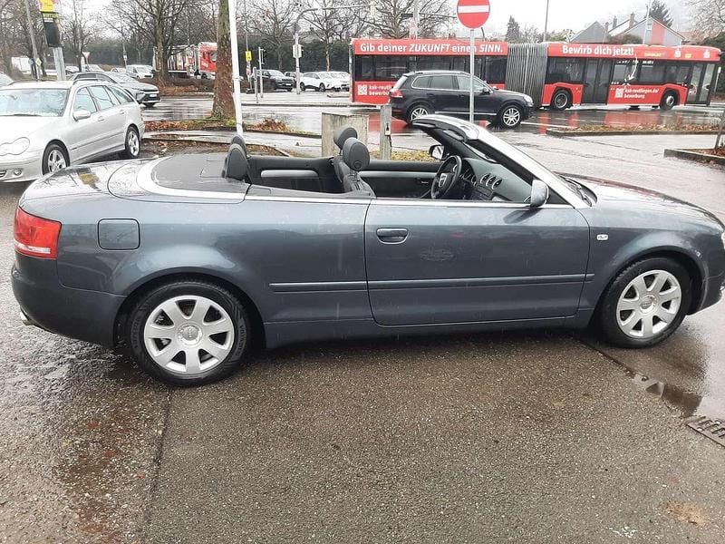 Gebraucht Audi A4 Cabriolet 163 PS (119 kW) 2006 Grau Cabrio