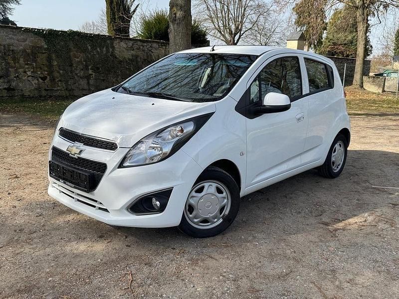 Gebraucht Chevrolet Spark LT 68 PS (50 kW) 2012 Weiß Kleinwagen