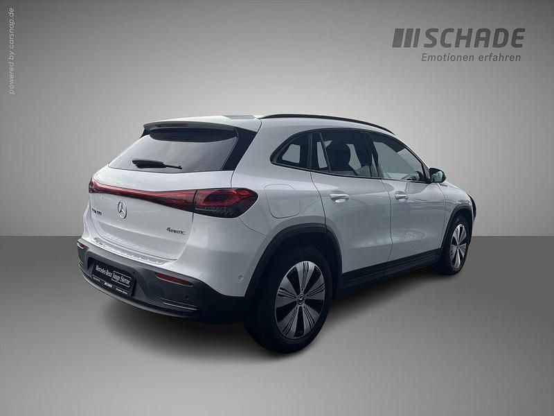 Gebraucht Mercedes EQA300 Progressive 167 kW (228 PS) 2022 Weiß SUV
