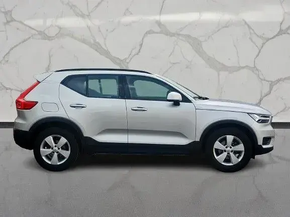 Gebraucht Volvo XC40 150 PS (110 kW) 2018 Silber SUV