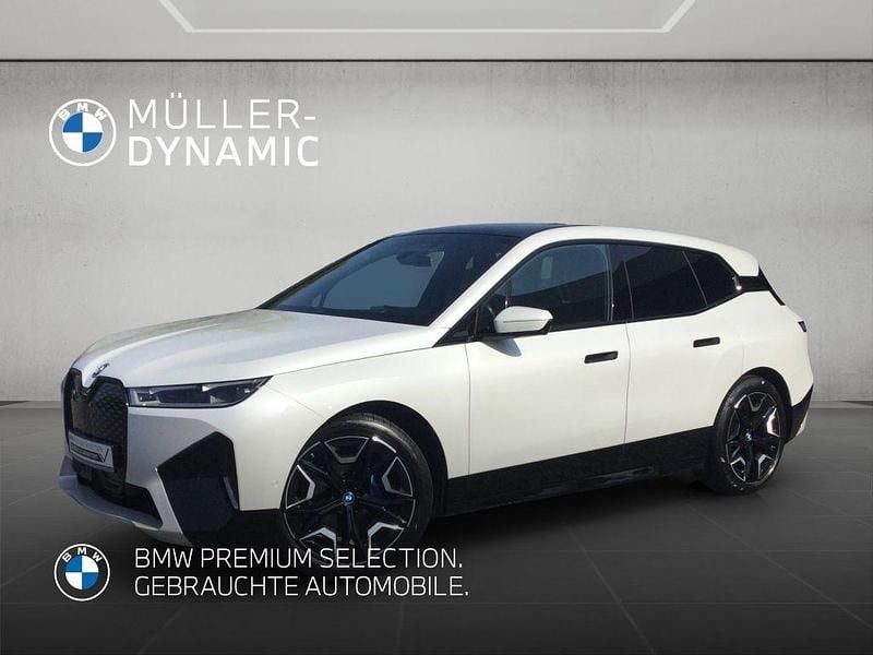Weiß Gebraucht 2021 BMW iX Sport Line SUV | 44.880 € (Guter Preis) - Bild 1/4