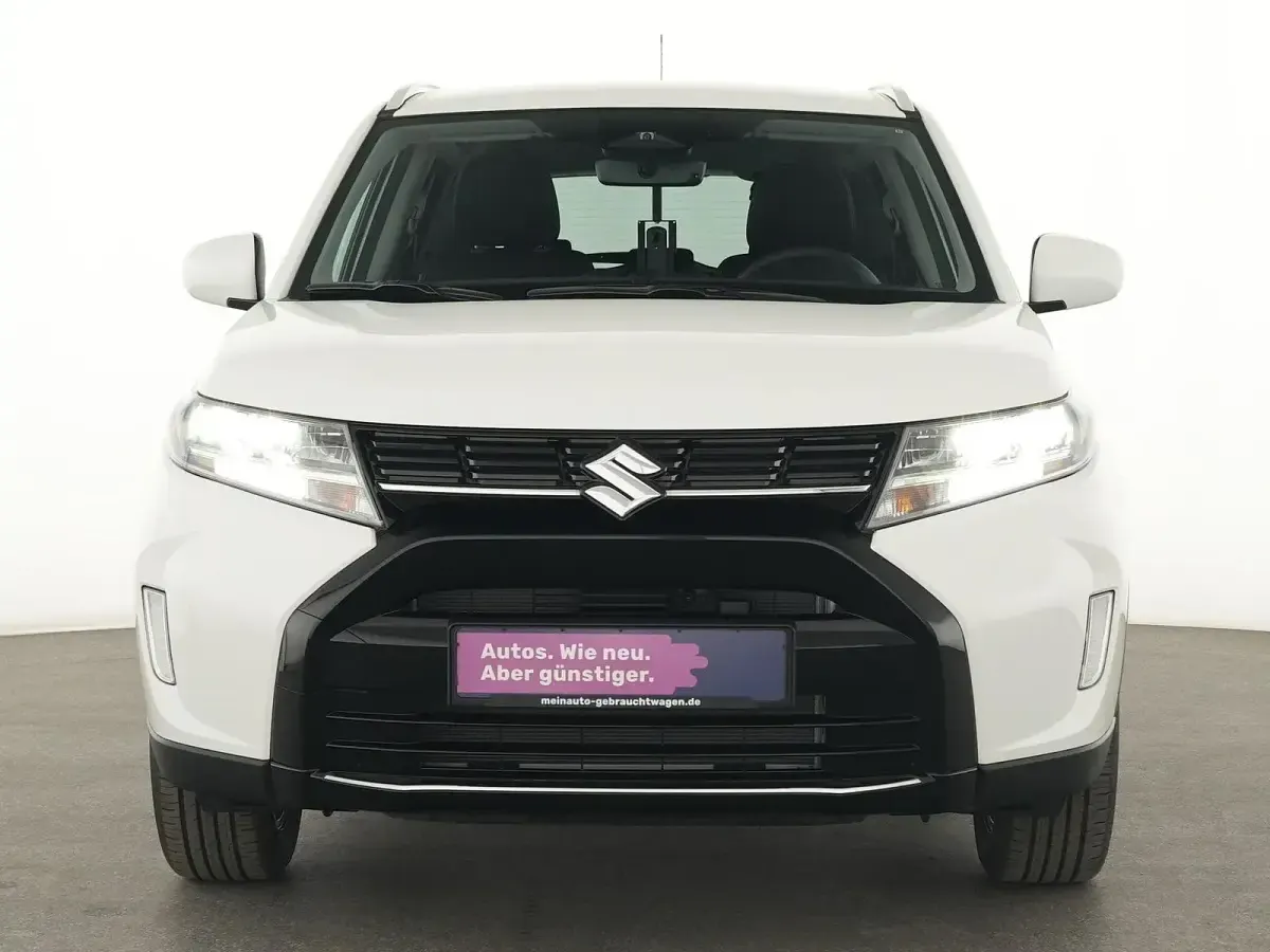 Neu Suzuki Vitara Comfort 102 PS (75 kW) 2025 Weiß SUV