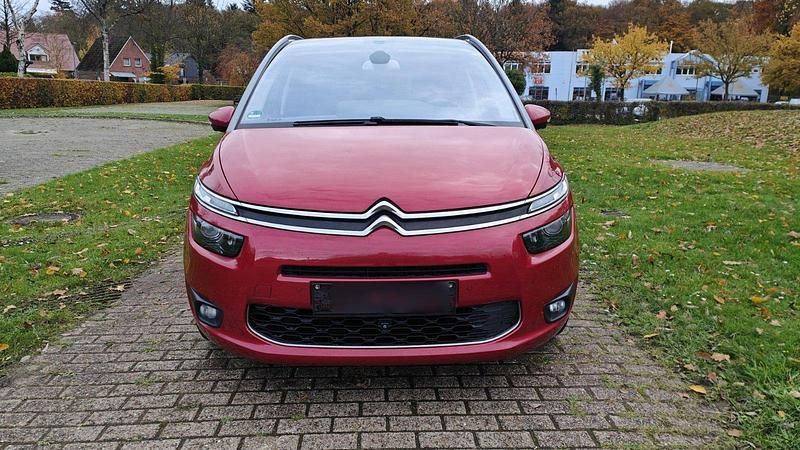 Gebraucht Citroën Grand C4 Picasso Exclusive 120 PS (88 kW) 2016 Rot Van / Kleinbus