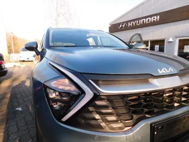 Gebraucht Kia Sportage Vision 160 PS (117 kW) 2024 Grau SUV