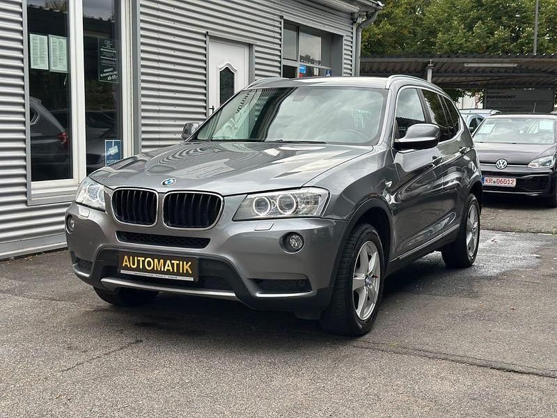 Grau Gebraucht 2013 BMW X3 Sport Line SUV | 15.990 € (Fairer Preis) - Bild 1/4