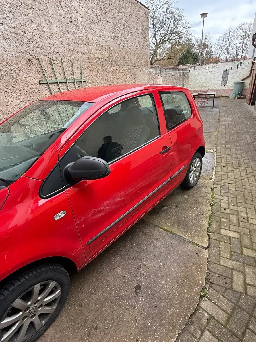 Używany VW Fox 70 KM (51 kW) 2006 Czerwony Hatchback