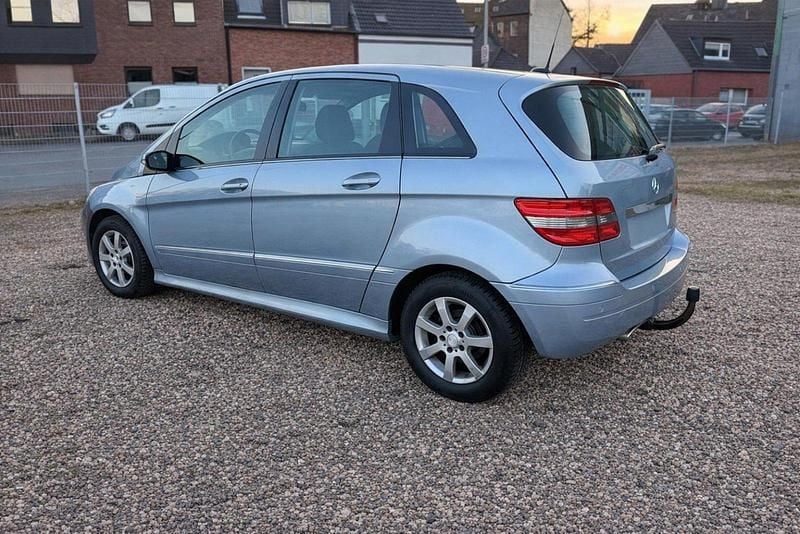 Gebraucht Mercedes B170 116 PS (85 kW) 2006 Blau Van / Kleinbus