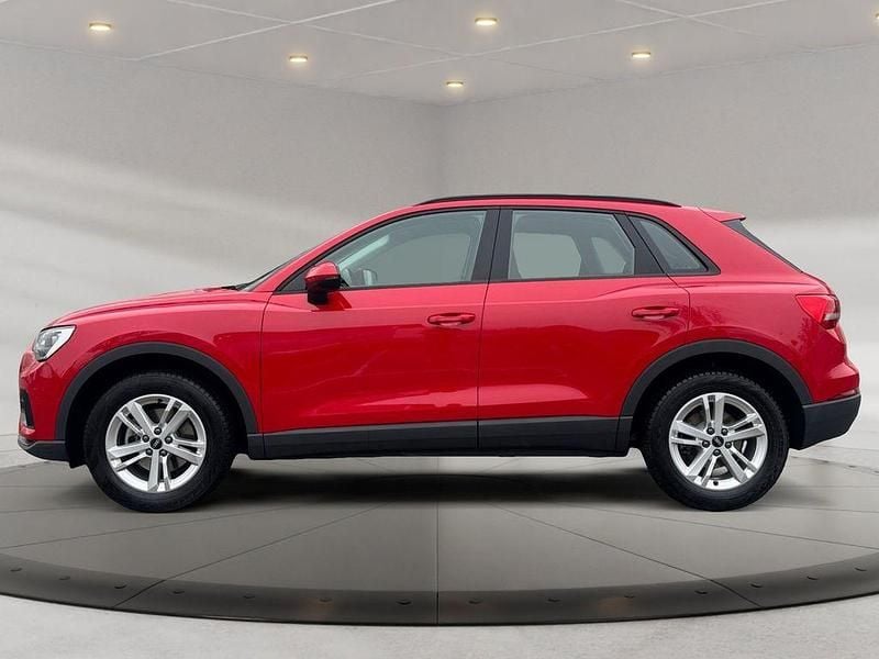 Gebraucht Audi Q3 Design 150 PS (110 kW) 2021 Tangorot metallic SUV