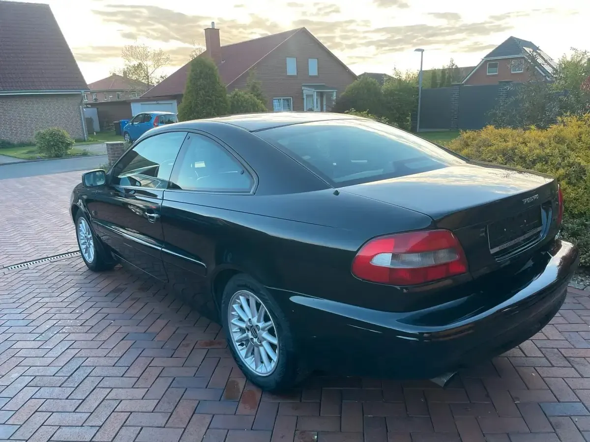Gebraucht Volvo C70 163 PS (119 kW) 2002 Schwarz Coupé